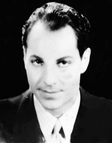 Zeppo Marx Height - How Tall?