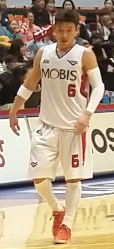 Yang Dong-geun (Basketballer) Height - How Tall?